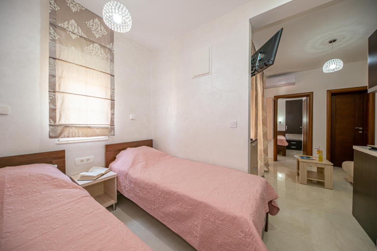 Kristal Apartmani Čanj エクステリア 写真