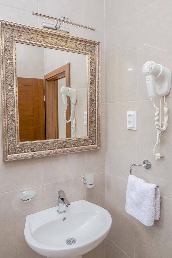 Kristal Apartmani Čanj エクステリア 写真