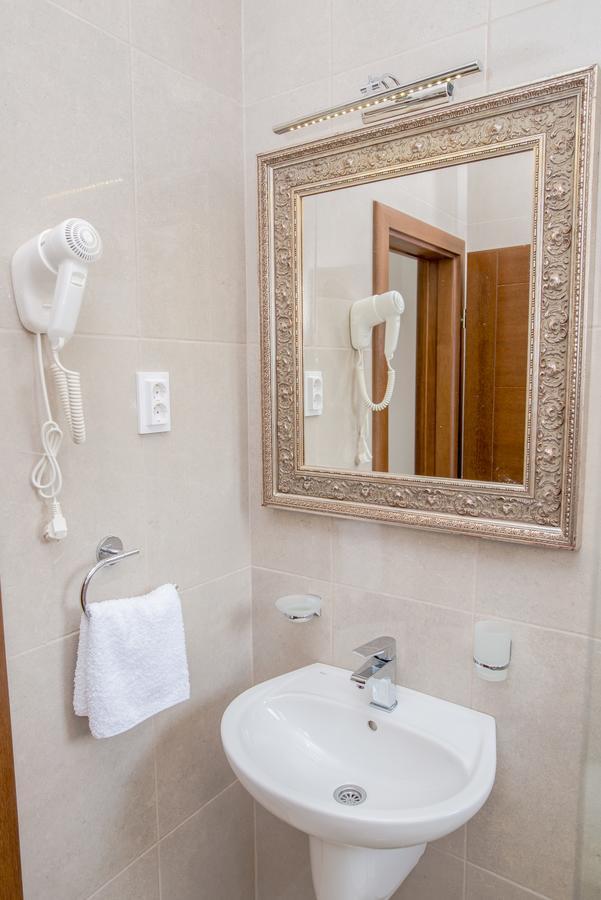 Kristal Apartmani Čanj エクステリア 写真
